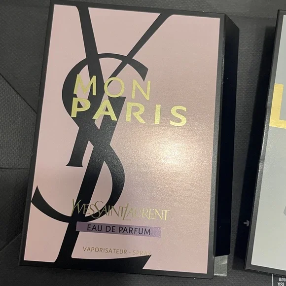 🦁 YSL Black LARGE Gift Bag with Perfume Samples - Picture 12 of 13